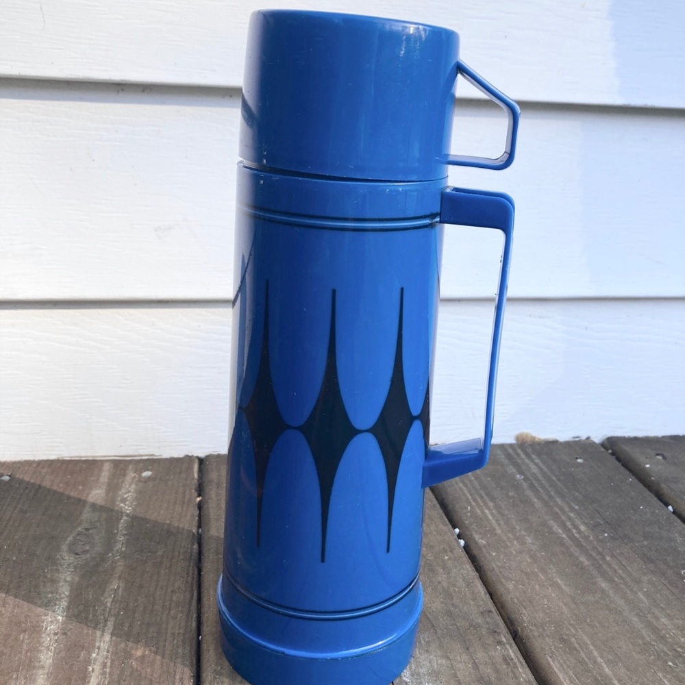 VTG Aladdin Thermos ✨